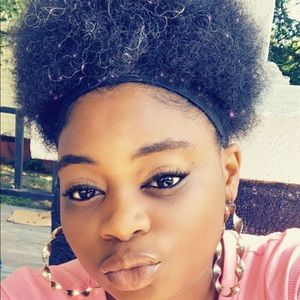 Meet your Posher, Kimberly